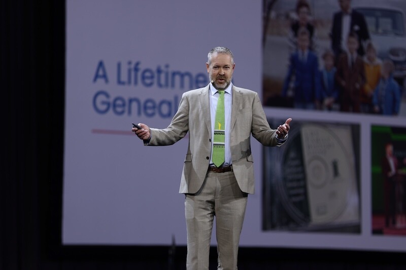 Paul Allen, capo funzionario esecutivo e fondatore di SOAR.com, parla della sua vita dedicata alla genealogia, a RootsTech 2025.
