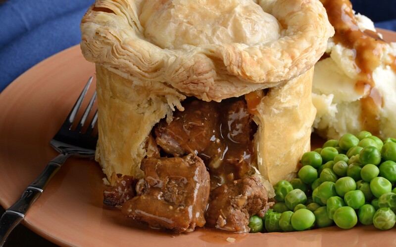 a steak and kidney pie