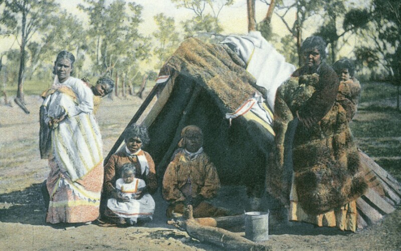1900年代初期的一群原住民婦女。