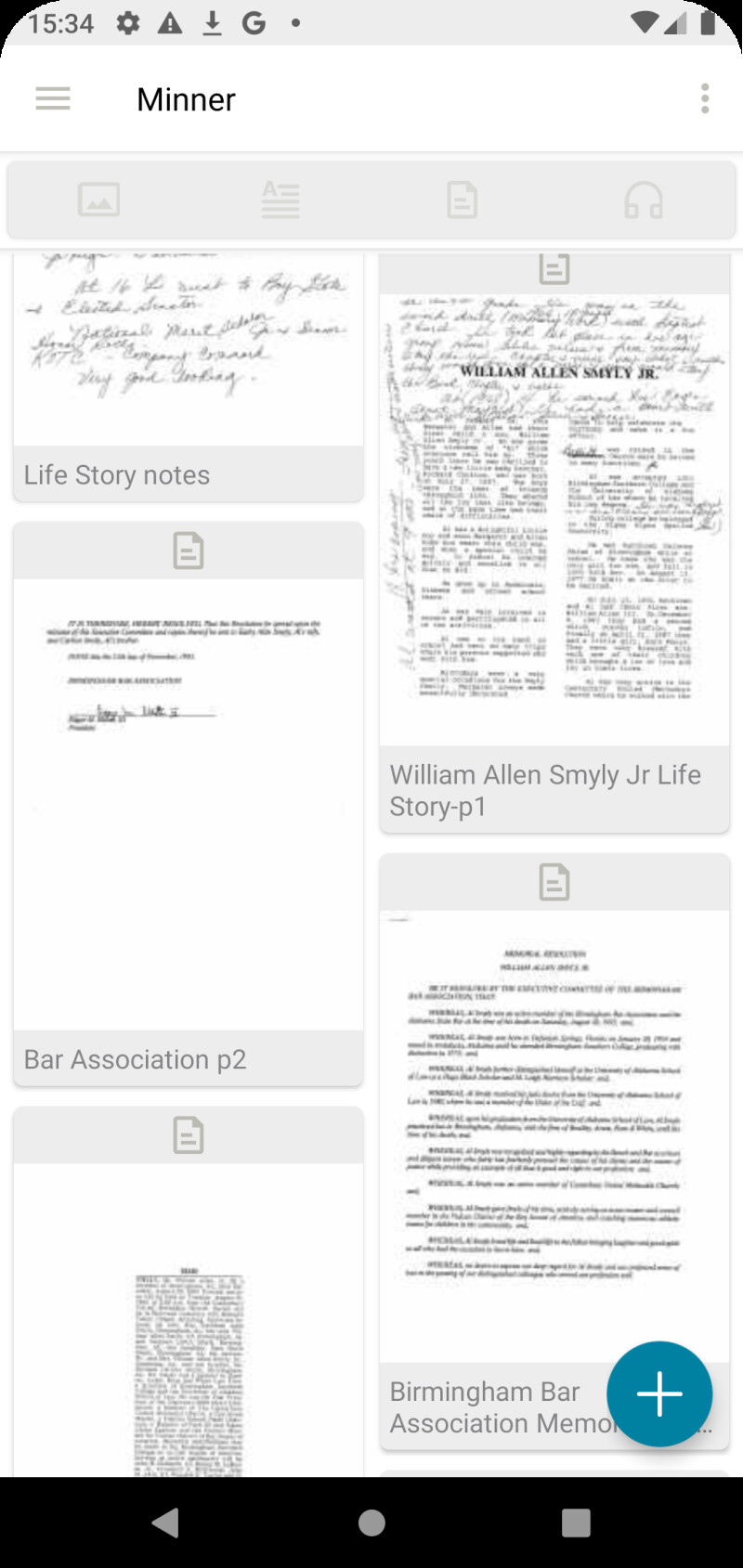 Skjermbilde av mobilappen FamilySearch Minner for opplasting av fotografier.