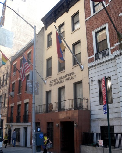 le prelacy arménien à New York