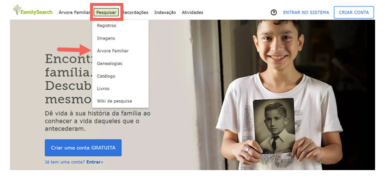 Captura de tela do FamilySearch.org, mostrando como encontrar a Árvore Familiar no menu principal.