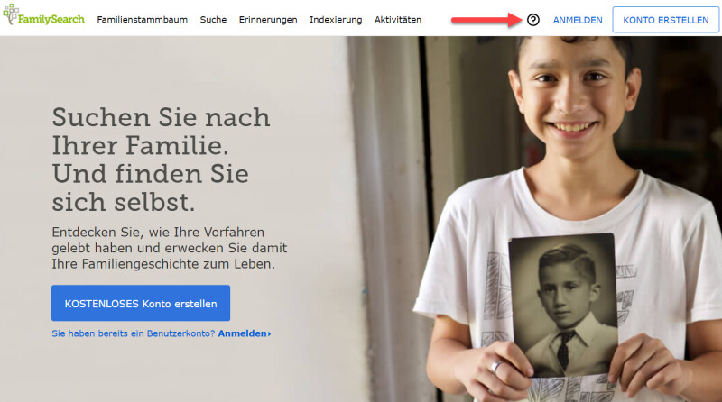 Die Startseite auf FamilySearch.org mit einem Pfeil, der auf das Icon für den Hilfebereich zeigt