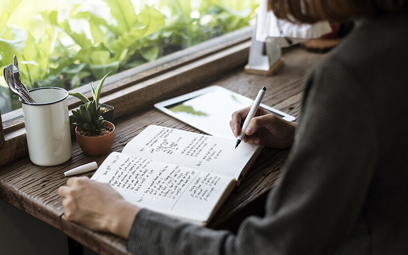 Querido diario: siete beneficios de escribir las propias vivencias