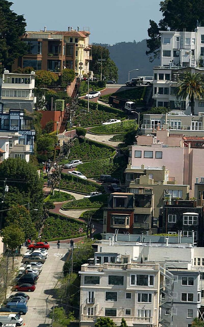 Lombard Street in San Francisco, California, USA