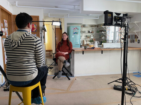 Molly Yeh behind the scenes at RootsTech 2022
