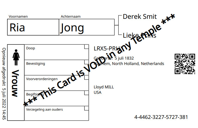 Een voorbeeld van een nieuw familienaamkaartje met QR-code.