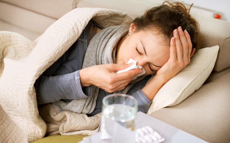 A woman has a lurgy, an example of the british slang.