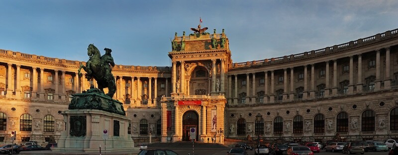 Palasset Hofburg i Wien, hjemstedet for keiserrikets ball